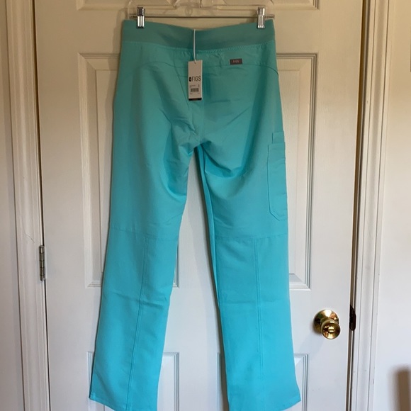 Casma Top & Kade Pants - Fresh Aqua - Picture 9 of 13